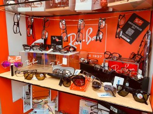 台中霧峰配眼鏡的好鄰居-霧峰花旗眼鏡-1